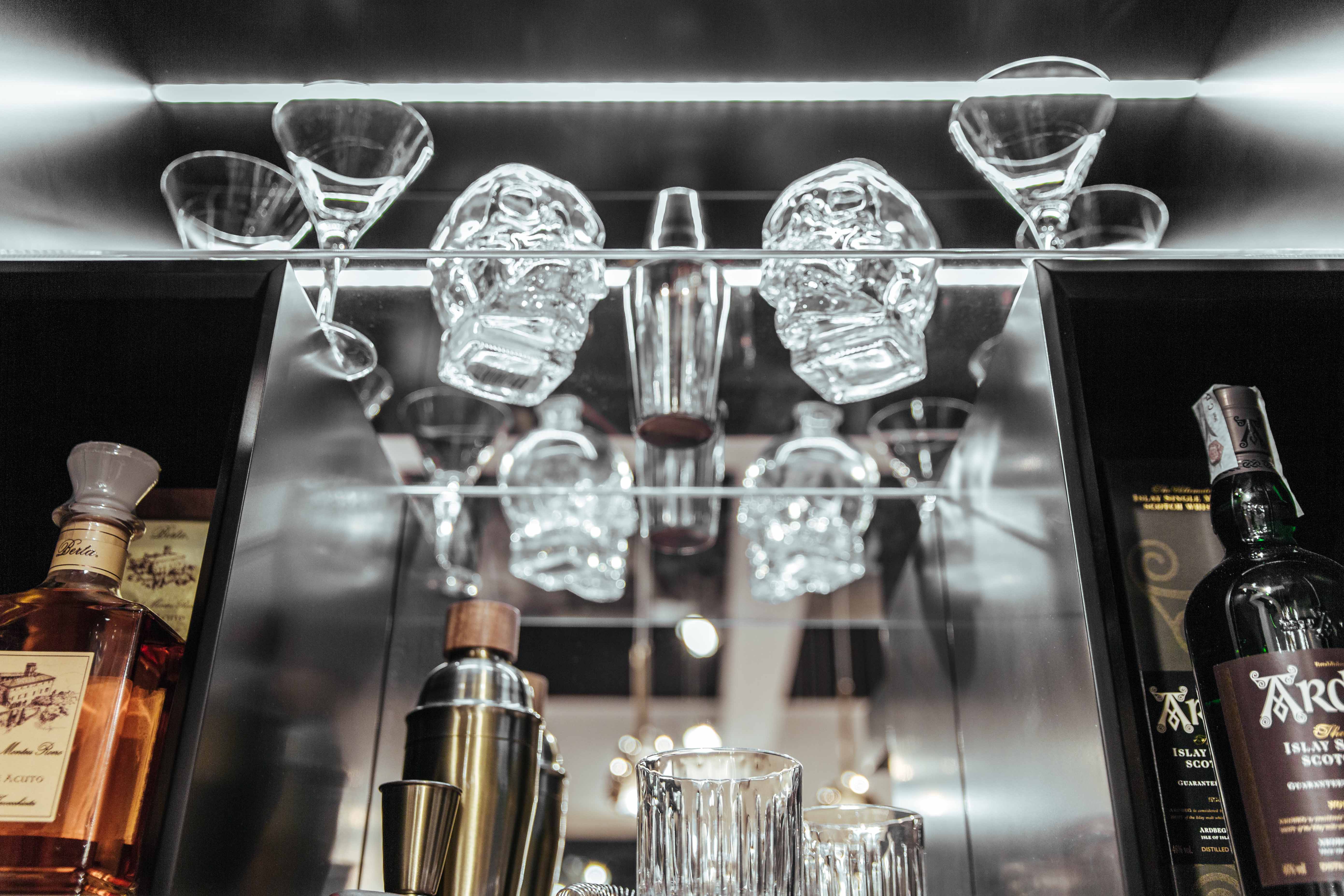 VismaraDesign_Spirit_Bar-Cabinet (3)