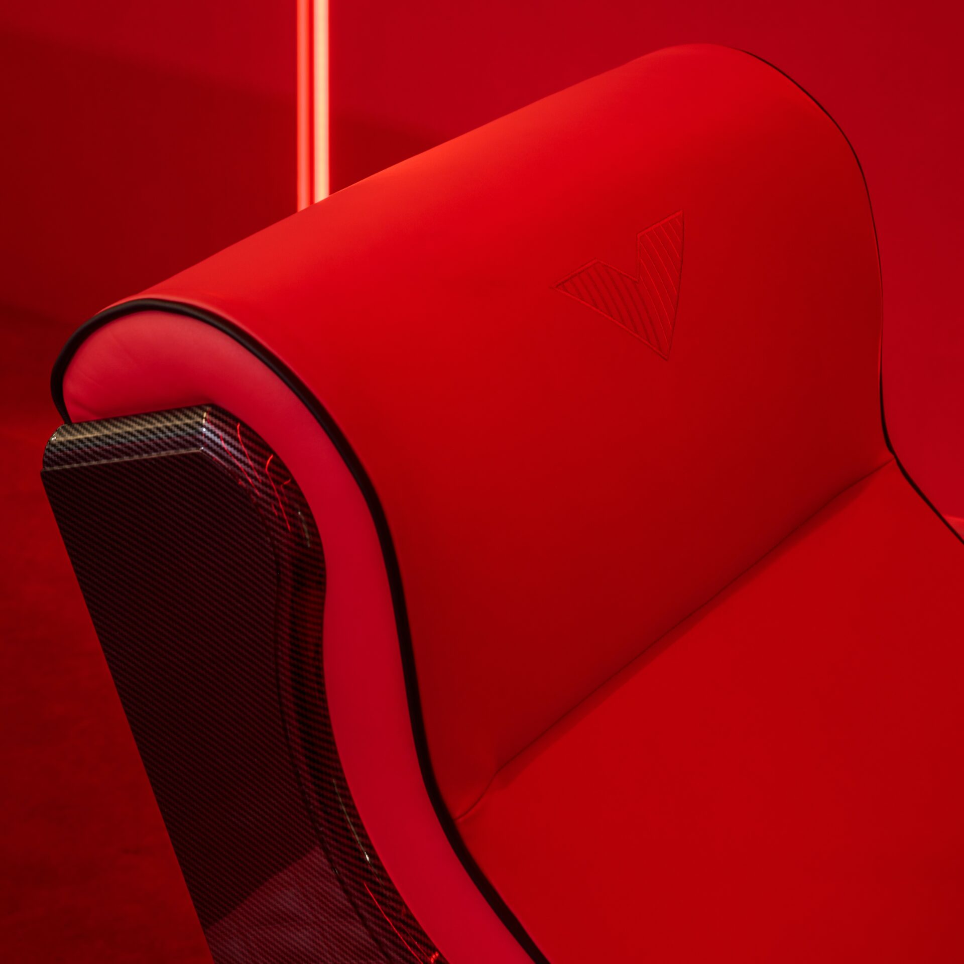 VismaraDesign_Luxor-Tech-Reclining-cinema-chair